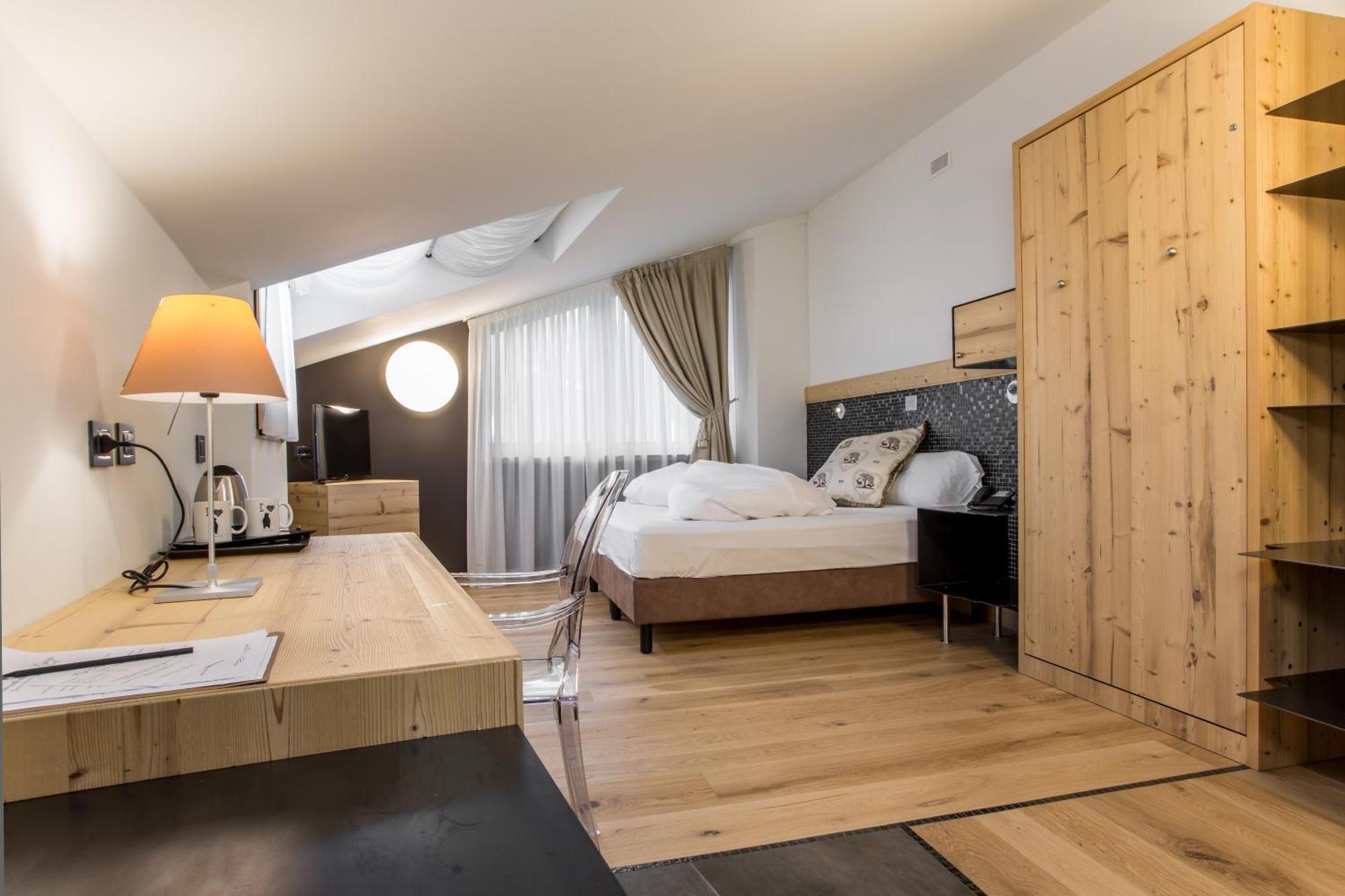 Hotel Orso Grigio Cavalese Εξωτερικό φωτογραφία
