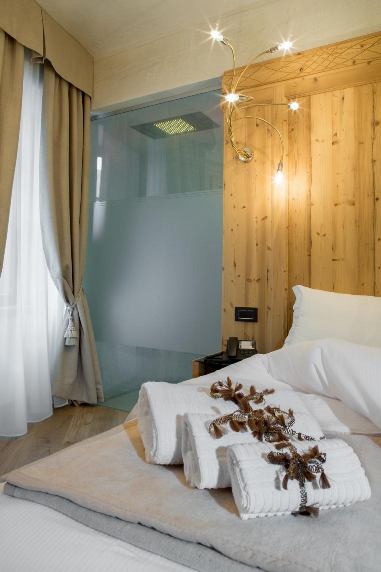 Hotel Orso Grigio Cavalese Εξωτερικό φωτογραφία