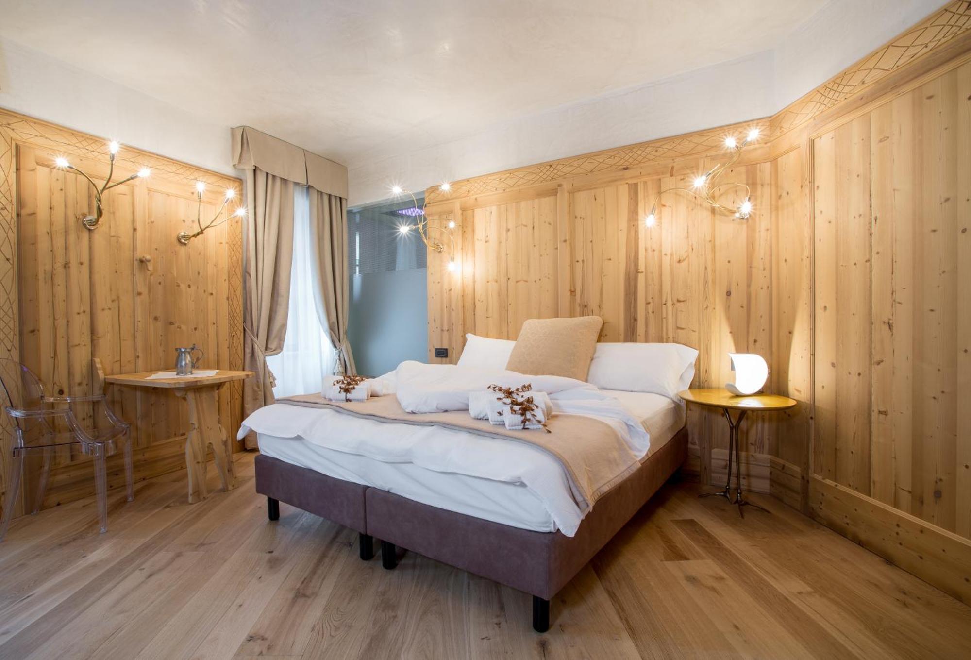 Hotel Orso Grigio Cavalese Εξωτερικό φωτογραφία