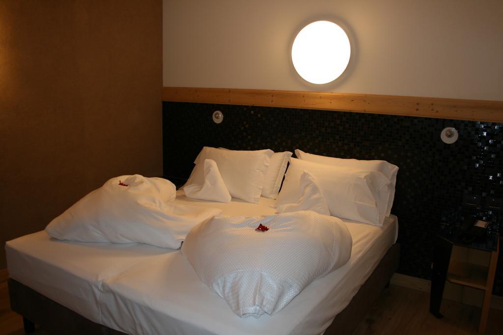 Hotel Orso Grigio Cavalese Δωμάτιο φωτογραφία