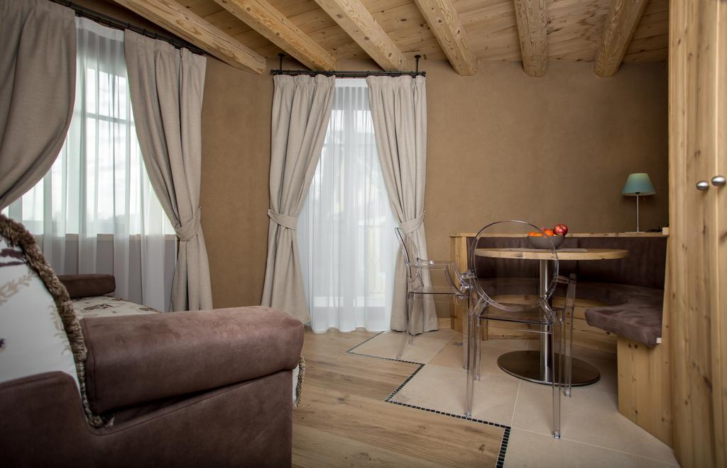 Hotel Orso Grigio Cavalese Εξωτερικό φωτογραφία